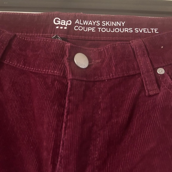 GAP corduroy midrise pants size 10 burgundy - Picture 3 of 6